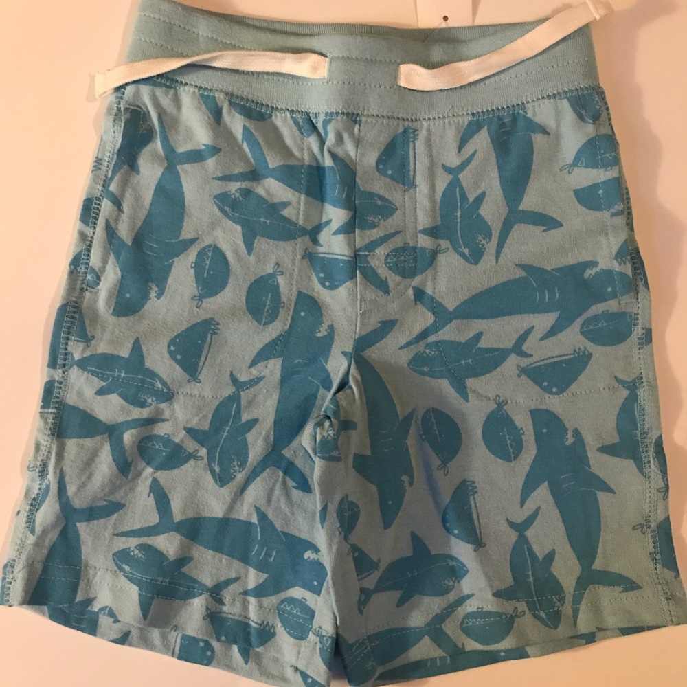 New NWT baby Gap boys shark shorts